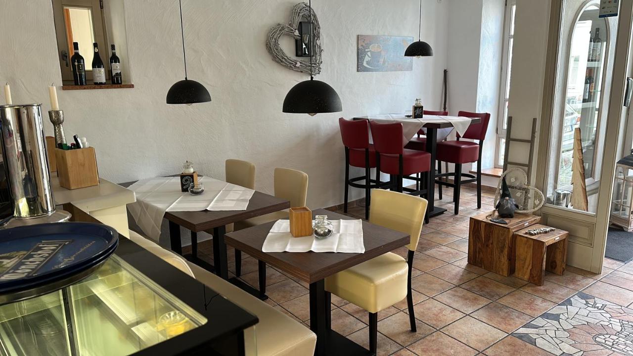 Vinopresso Gmbh - Cafe Roemer Prichsenstadt Dış mekan fotoğraf